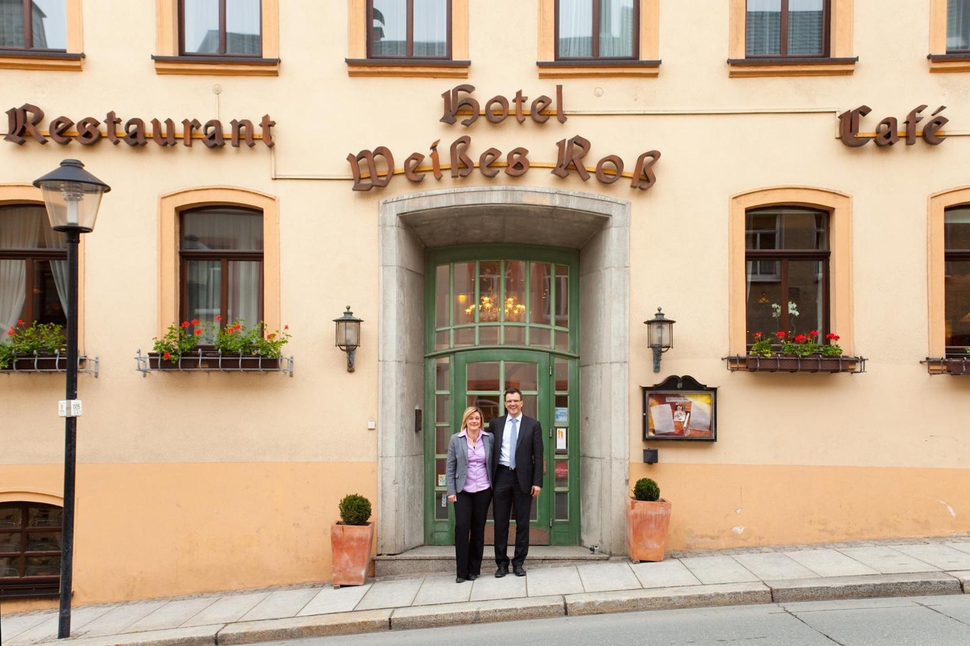 Hotel Weisses Ross Marienberg Bagian luar foto