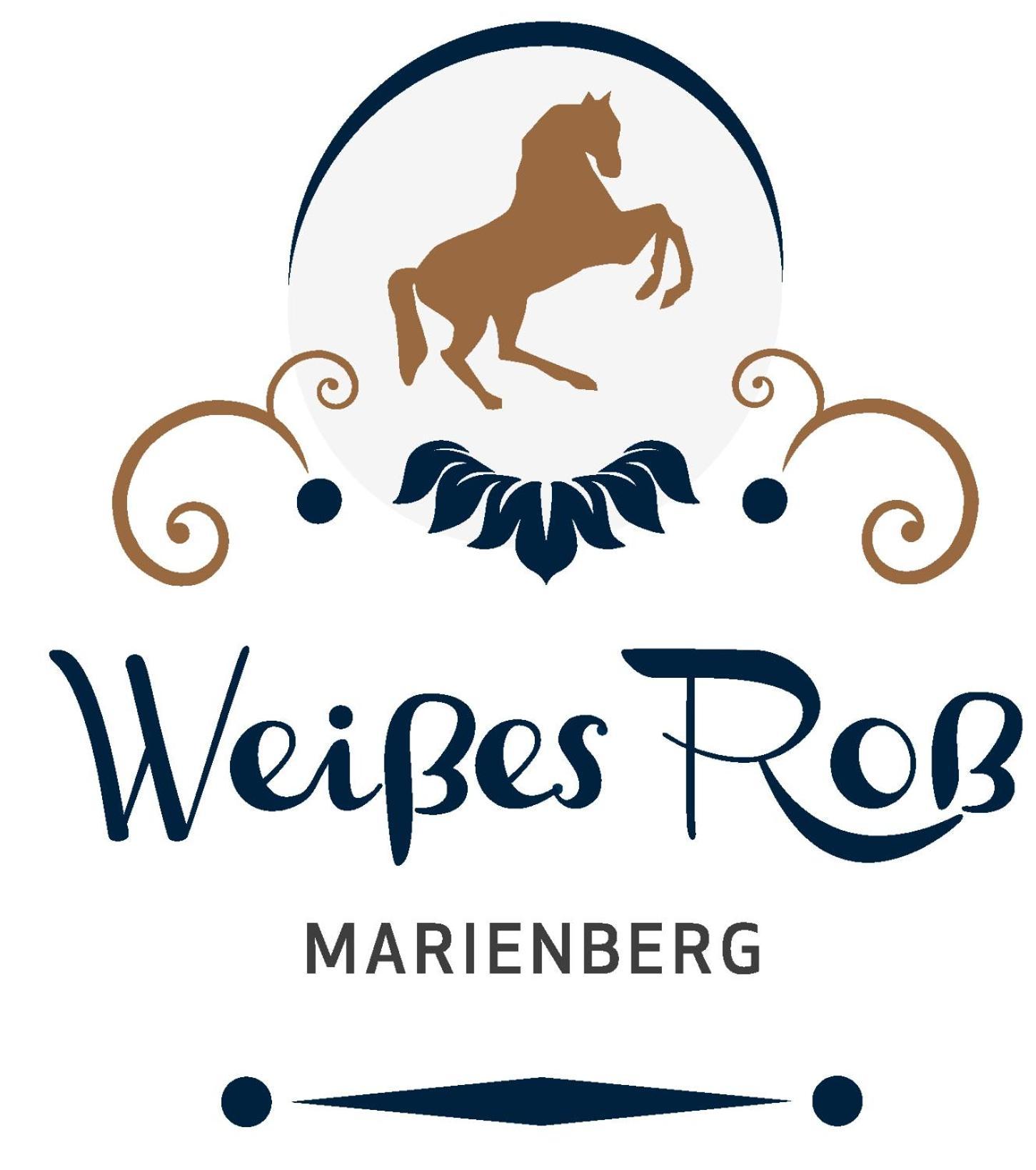 Hotel Weisses Ross Marienberg Bagian luar foto