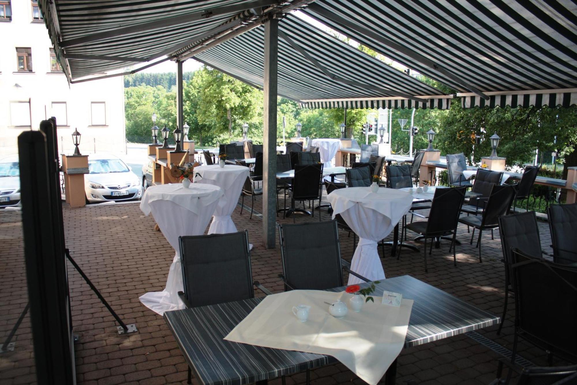Hotel Weisses Ross Marienberg Bagian luar foto